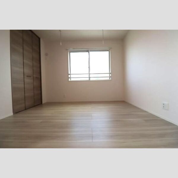 ベルメゾンⅦ301号室 洋室5、3帖