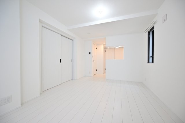 Ｔｈｅ　Ｒｅｓｉｄｅｎｃｅ　Ｎｉｈｏｎｂａｓｈｉ リビング