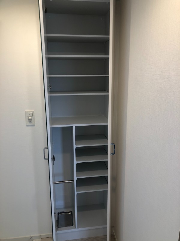 クレイシア横浜NORTH6階 収納