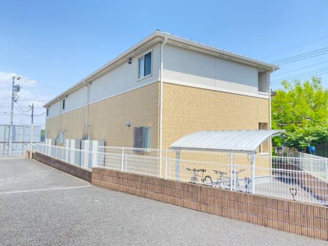 グリューネ　ハウス 外観写真（昼）