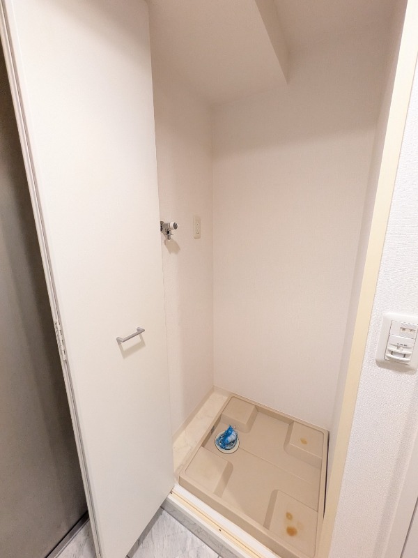 レジディア東品川5階 洗濯機置場