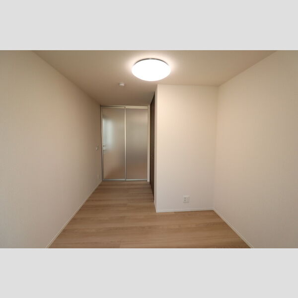 アンソレイエⅡ202号室 洋室7帖