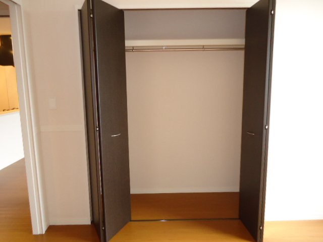 アークガーデンA クローゼット