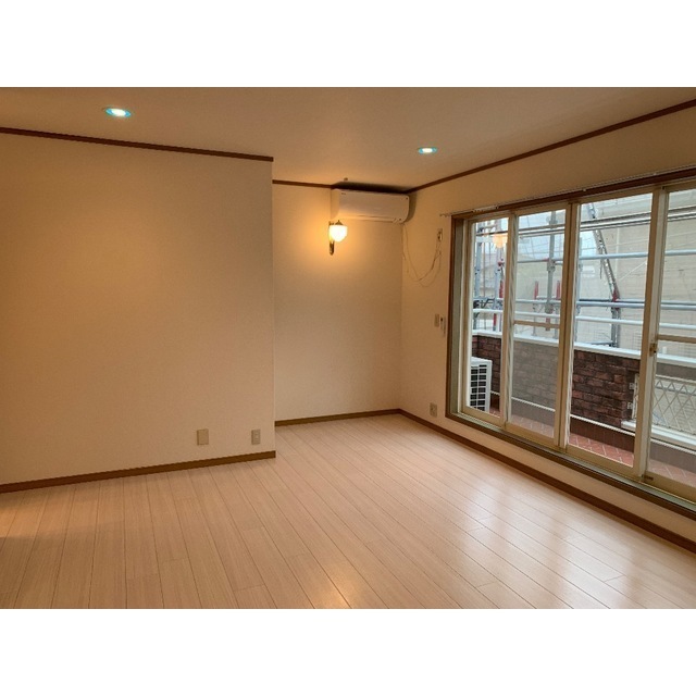 リブレス大和田新田戸建 リビング