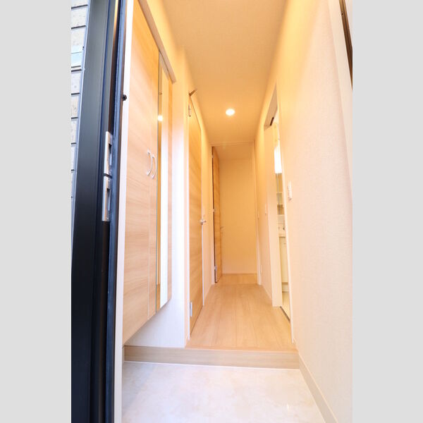 カーサ　エスペランサ 玄関