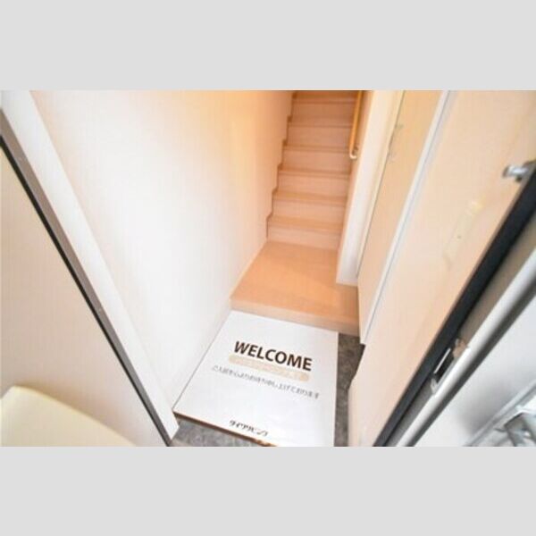 桜アベニュー 玄関