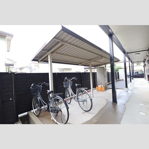 メルベーユ パル201号室 駐輪場