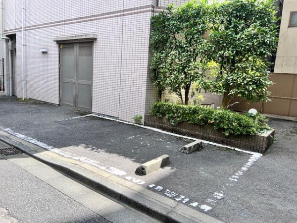 ＫＤＸレジデンス文京湯島6階 駐車場