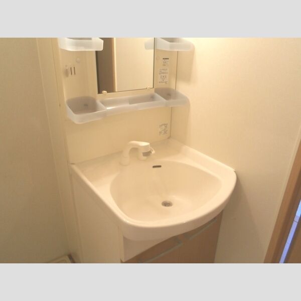 コンフォート　壱番館・弐番館Ⅰ-101号室 洗面台