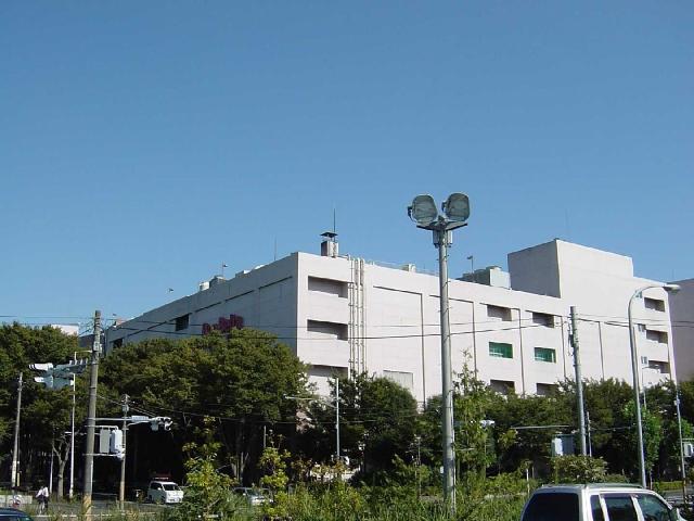 ガーデンヒルズ ボンベルタ成田店まで1,854ｍ