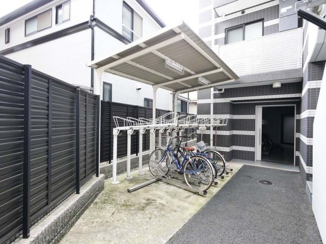 PREMIUM　CUBE新中野3階 外観