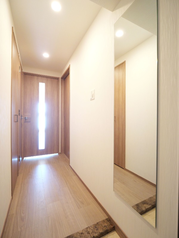 プレジオ川口ASIAN7階 玄関