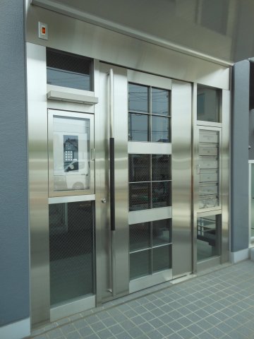 ＪＯスターブル エントランス