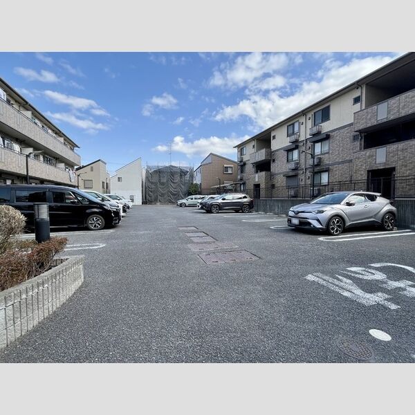 ベルデュール　A・B 駐車場