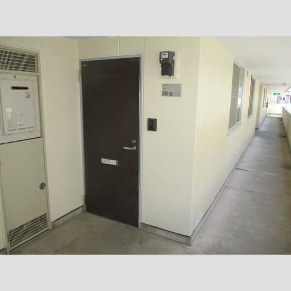 ロイアルパレスシマ105号室 同建物別部屋の参考画像