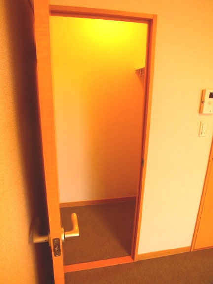 レオパレスかわせみ 内観