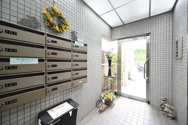 プライムガーデン桜上水3階 エントランス