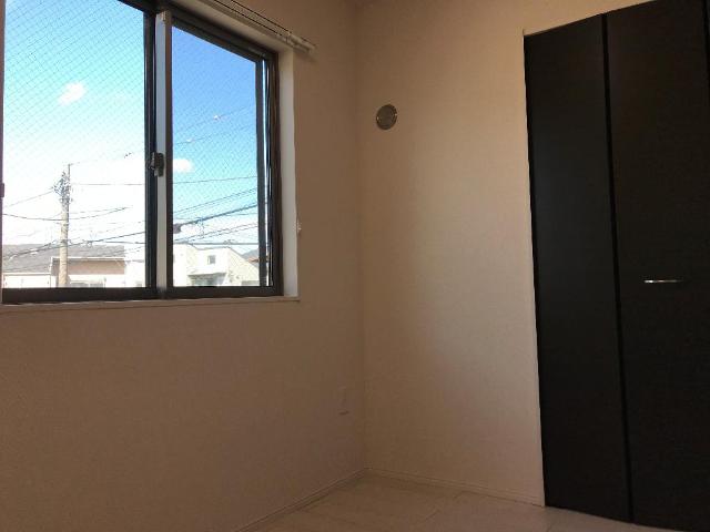 ドレッセ・Ｓ 洋室