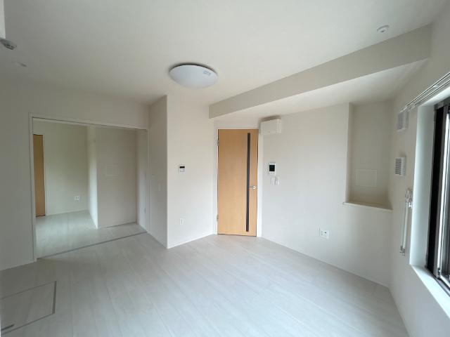 ハートランド高幡不動106号室 リビング