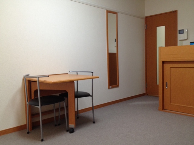 レオパレスクレール 寝室