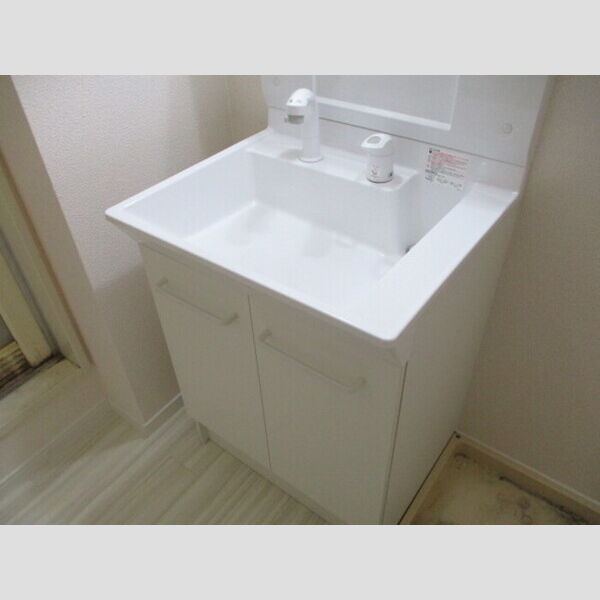 ヴィラージュ　D 洗髪洗面化粧台