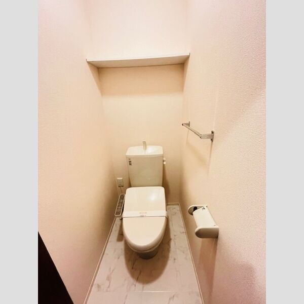 BLESS辻堂103号室 トイレ