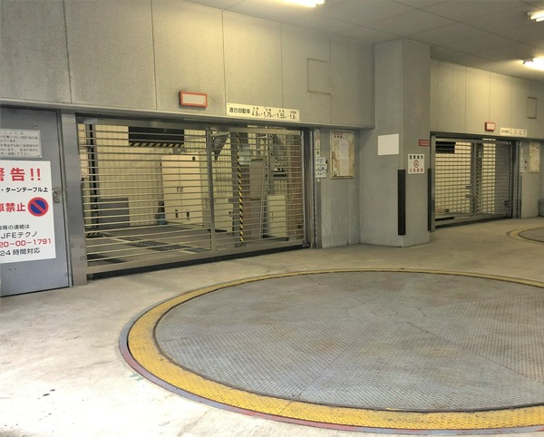 ＩＷＡＳＡＫＩ ＢＬＤＧ 駐車場