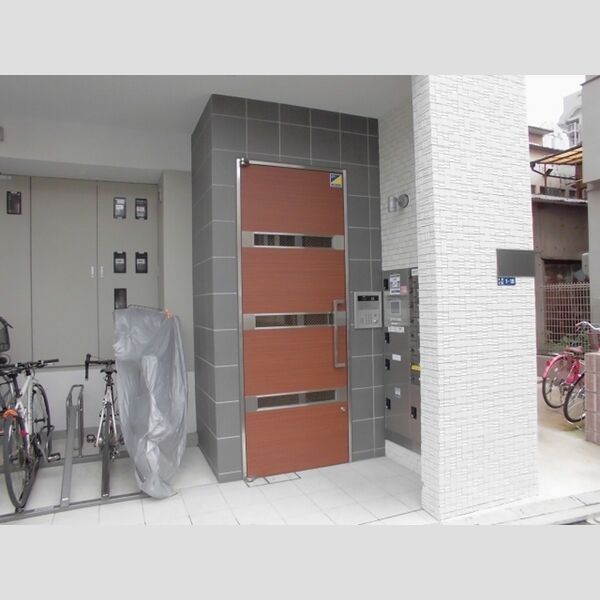 ドゥマン・エスポワール802号室 エントランス