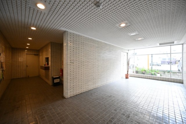 ＭＡＣ鶴見コート エントランス