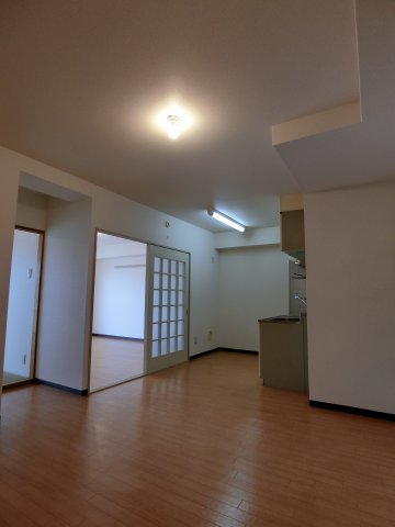 ロワール大鷹 リビング