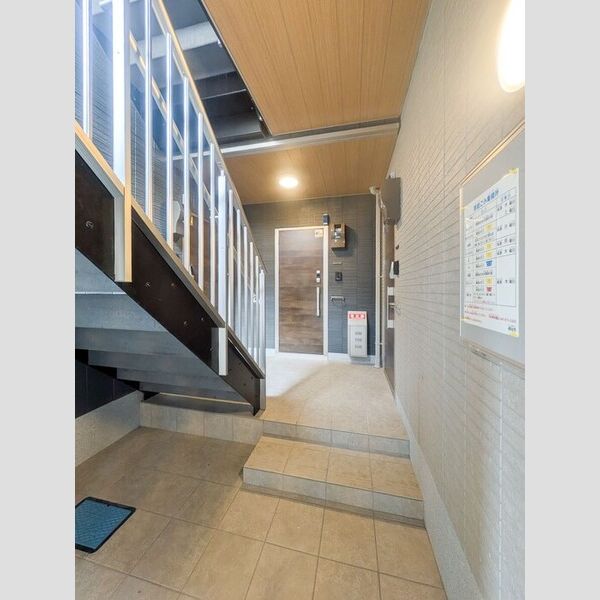 Dアヴァンス登戸町 エントランス