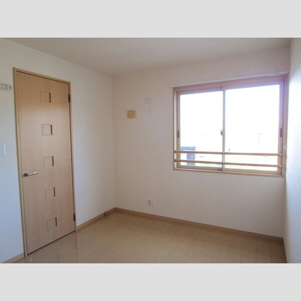 サニーウェル303号室 北側洋室