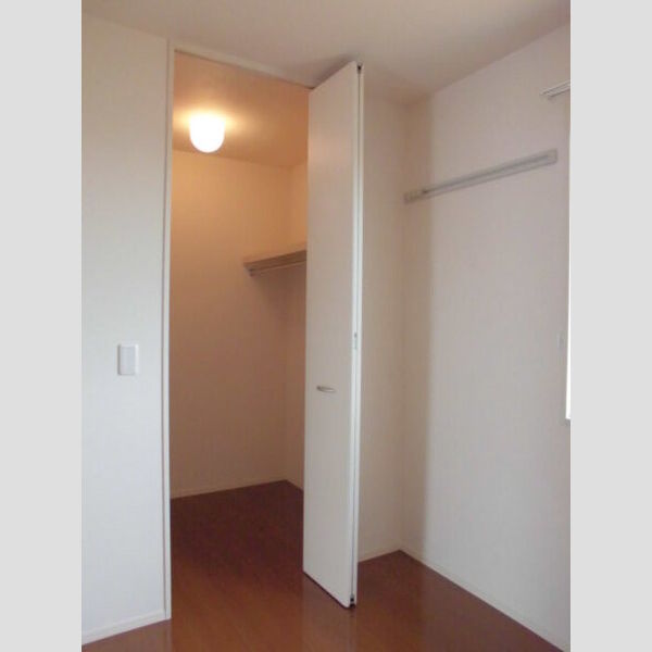 スカイハイム ウォークインクローゼット