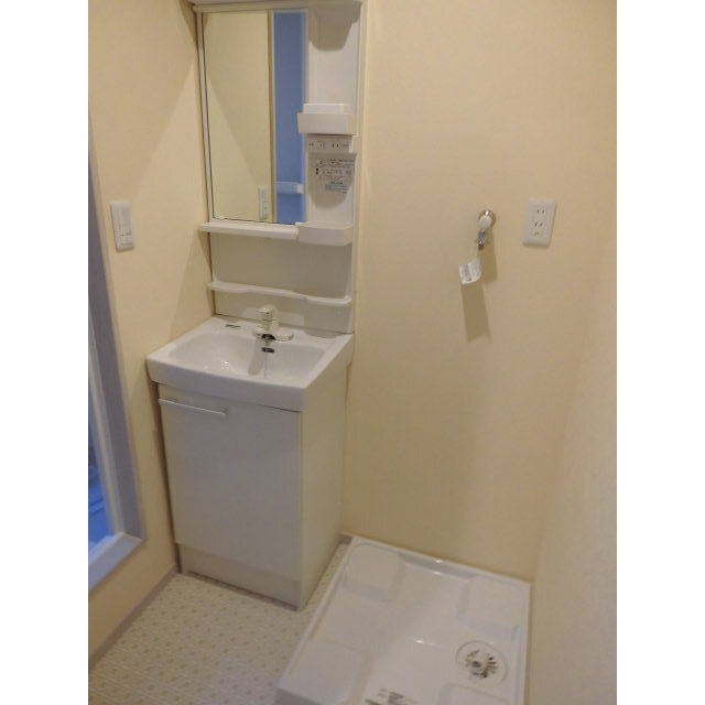 BRITISH PLUM2階 洗面