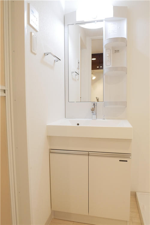 ラフィスタ横浜吉野町Ⅱ10階 内観