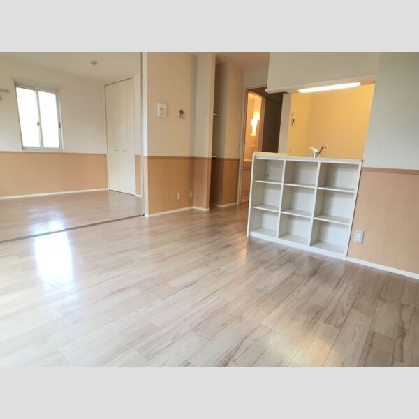 シェリール リビングダイニングです♪