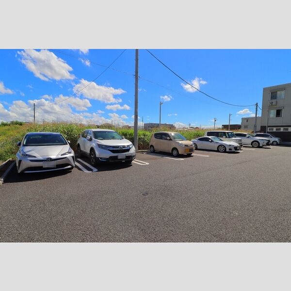 プルミエ　Ⅲ 駐車場