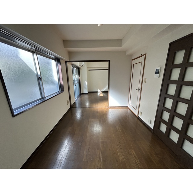 HILLSIDE東川口 内観