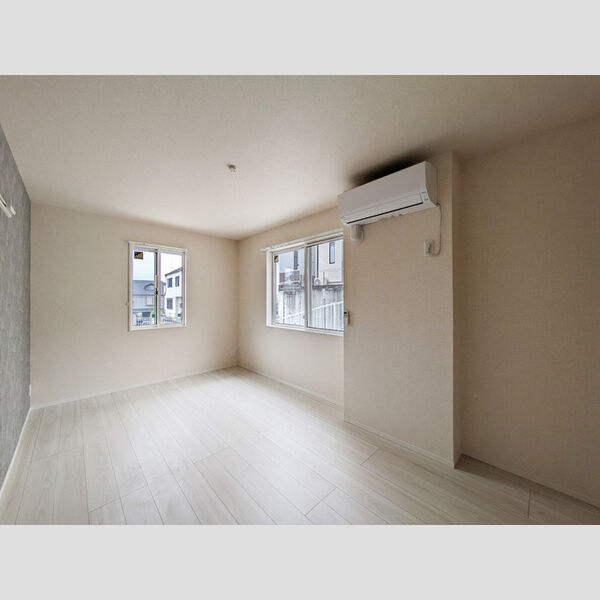 エルデガーデン　Ⅱ号館 リビング