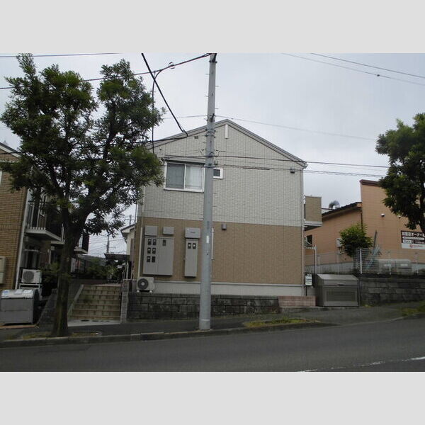 フロレスタ201号室 建物外観