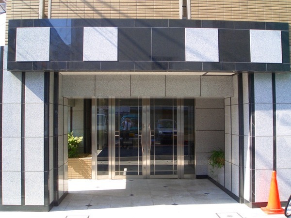 菱和パレス秋葉原駅前305号室 エントランス