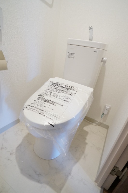 THE PALMS大島4階 トイレ