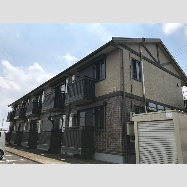 リヴェール105号室 建物外観