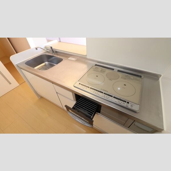 グレイス坂戸 ★対面カウンターシステムキッチン★