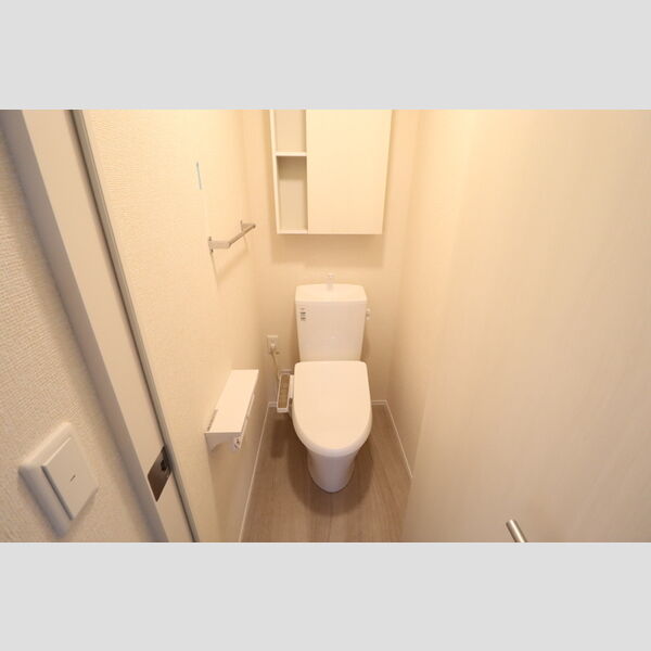 NKガーデン213号室 トイレ