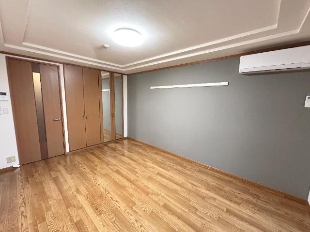 Ｇｒａｎｄｅ　Ｖｉｌｌａ（グランデ　ヴィラ） 洋室