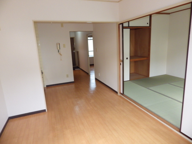 グリーンパーク田園５号 リビング