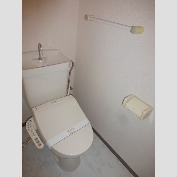 フローレンスMORITA106号室 温水洗浄暖房便座