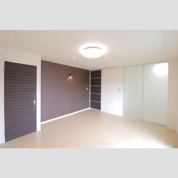 ピラタス　ⅩⅡ 洋室