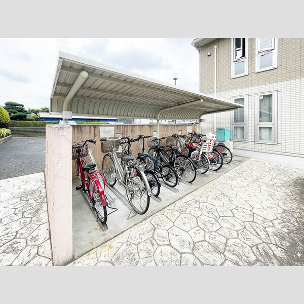 メルヴェーユK　A201号室 駐輪場